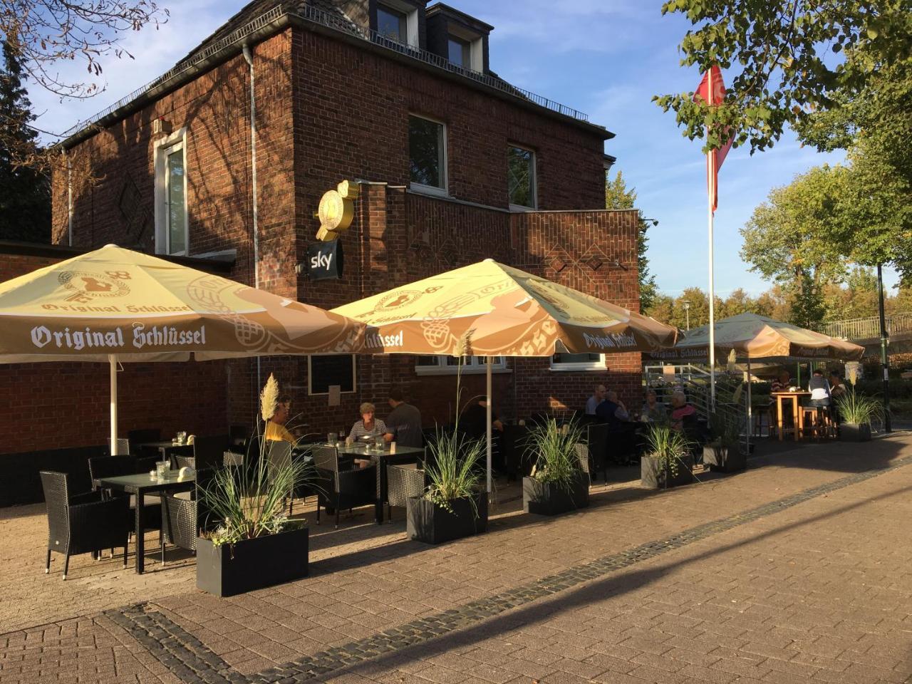 Zum Armen Mann Bed & Breakfast Dusseldorf Ngoại thất bức ảnh