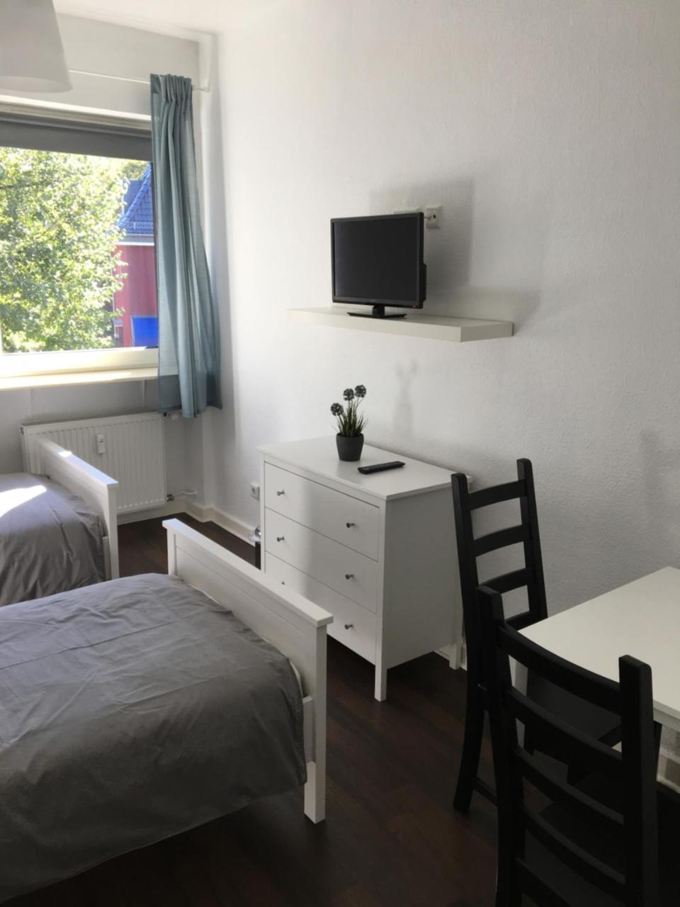 Zum Armen Mann Bed & Breakfast Dusseldorf Ngoại thất bức ảnh